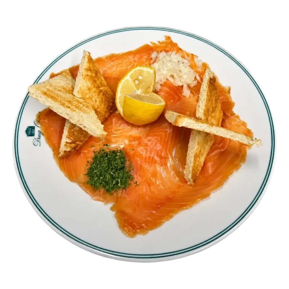 Assiette de saumon fumé extra doux d’Ecosse et ses toasts